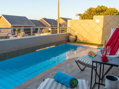 Bar-T-Nique Guest House