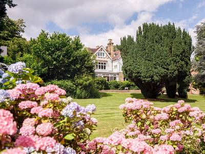 Rowhill Grange Hotel & Utopia Spa