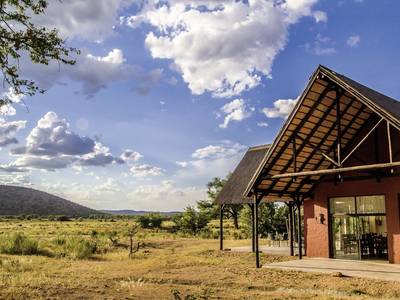 Hobatere Lodge