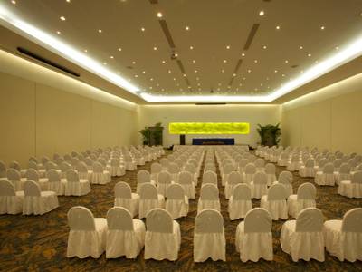 Wyndham Garden Colima