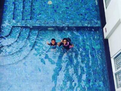 Fave Hotel Kuta Square