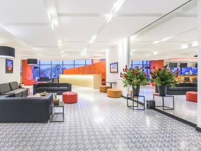 Tryp by Wyndham Bogota Embajada