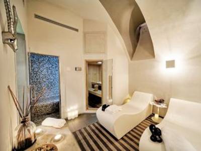 Trevi Palace Luxury Inn