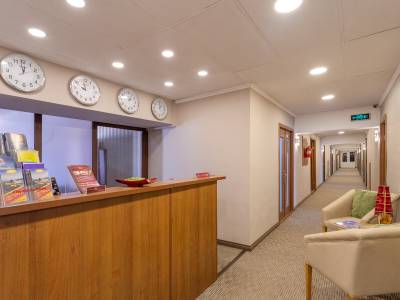 Club Hotel Dostuk (Foto)