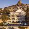The Clarendon - Villa Bantry Bay