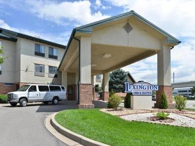 Red Lion Inn & Suites Denver Airport