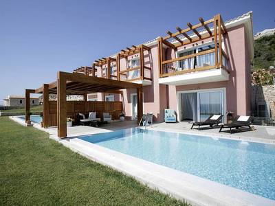 Apostolata Island Resort & Spa