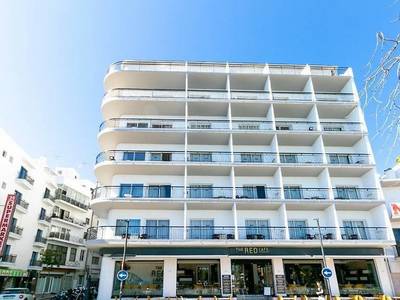 The Red Hotel by Ibiza Feeling