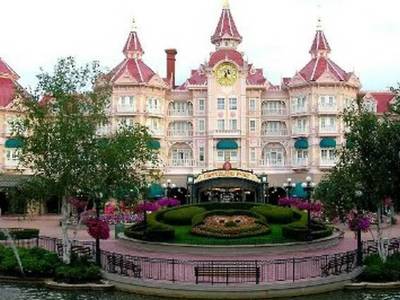 Disneyland® Hotel