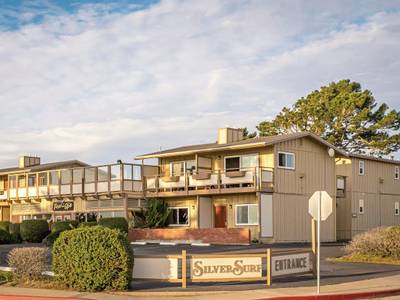 Silver Surf Motel
