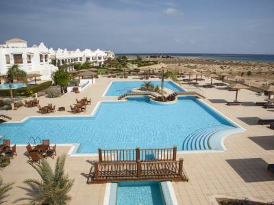 Lahami Bay Beach Resort & Gardens