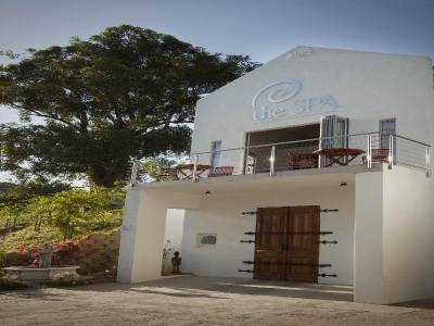 Val Du Charron Wine Olive And Estate Guest House & Spa