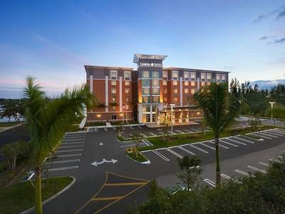 Cambria Hotel & Suites Miami Airport - Blue Lagoon