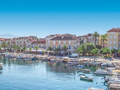 Waterman Beach Village 