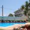 Perla Beach Suites
