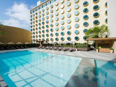 Holiday Inn Silom Bangkok