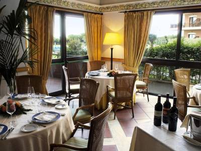 Golden Tulip Resort Marina di Castello Golf & Spa