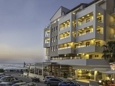 Swell Boutique Hotel