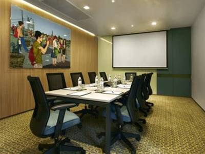 Holiday Inn Express Bangkok Sathorn