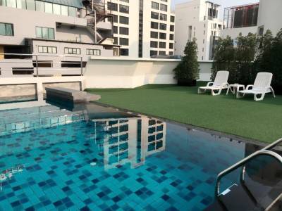 Graceland Bangkok by Grace Hotel