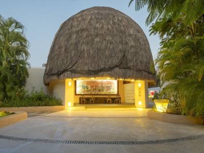 Camino Real Zaashila Huatulco