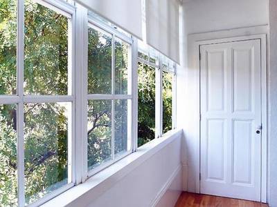 Charming House Marques