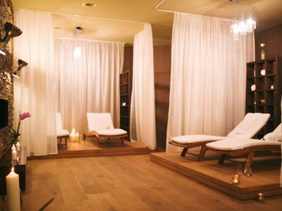 Peaks Place Apartment-Hotel & Spa