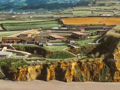 Santa Barbara Eco Beach Resort