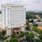 5-star Tan Son Nhat Hotel
