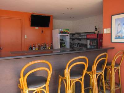 Nichols Airport Hotel