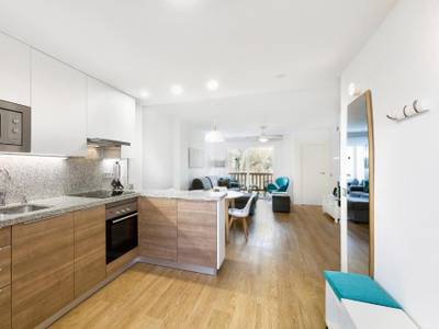 Crown Resort - Club Marbella & Regency Palms