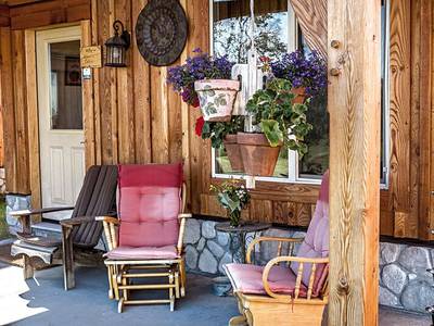 Campbell Hills Guest Ranch