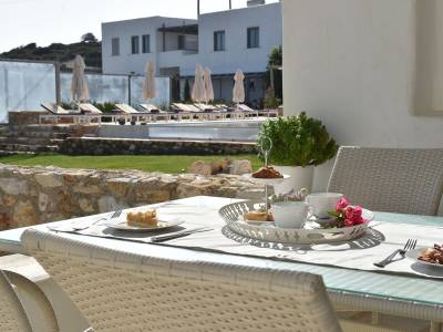 Naoussa Hills Boutique Resort