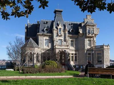 URH Palacio de Oriol Hotel