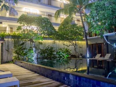 Transera Kamini Legian