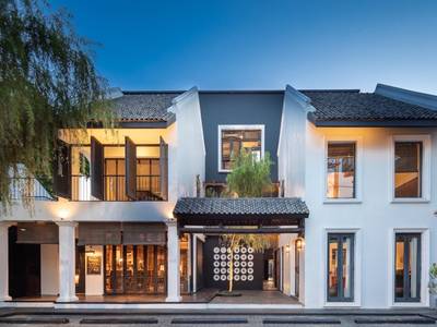 Hotel des Artists Ping Silhouette