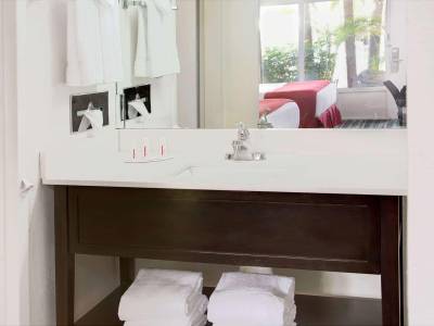 Ramada Fort Lauderdale Airport - Cruise Port