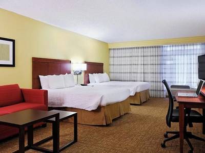 Courtyard Houston Brookhollow