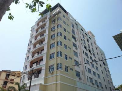 Leisure Cove Hotel & Apartment