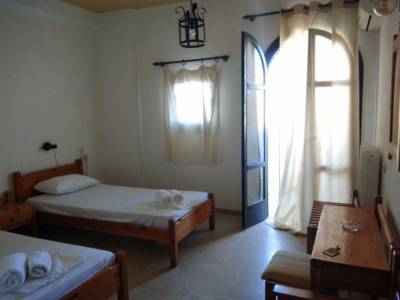 Alkyonides Hotel