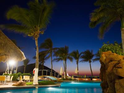 Luna Palace Hotel & Suites