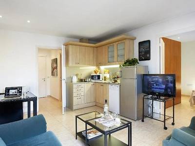 AinB Diagonal Francesc Macia Apartments