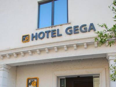 Hotel Gega