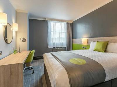 Thistle Express Luton