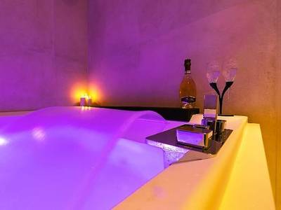 Home Boutique Luxury & Design