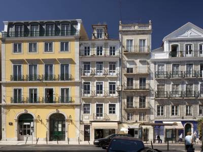 Lisbon Serviced Apartments - Ascensor da Bica