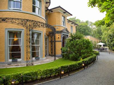 Corks Vienna Woods Hotel & Villas