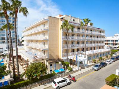 Universal Hotel Bikini