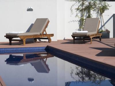 Arc Arenales Studios & Suites