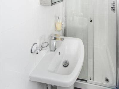 Classic Hyde Park Hotel